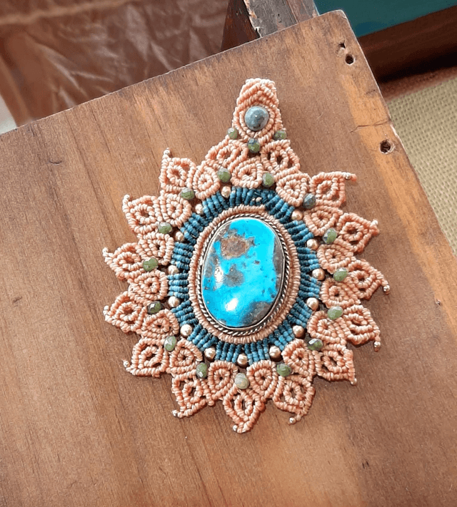 Collier macramé pierre naturelle turquoise – Perles facettes vertes