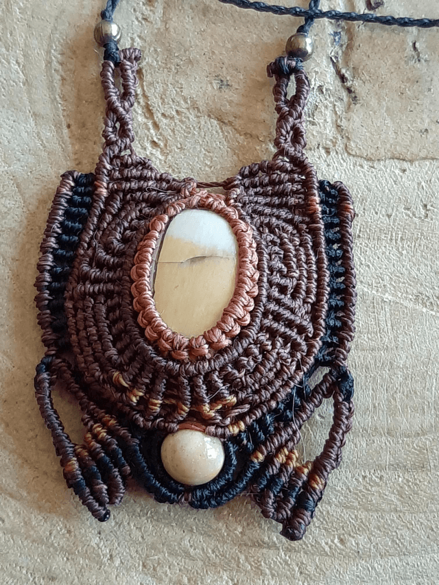 Collier macramé et Mokaïte
