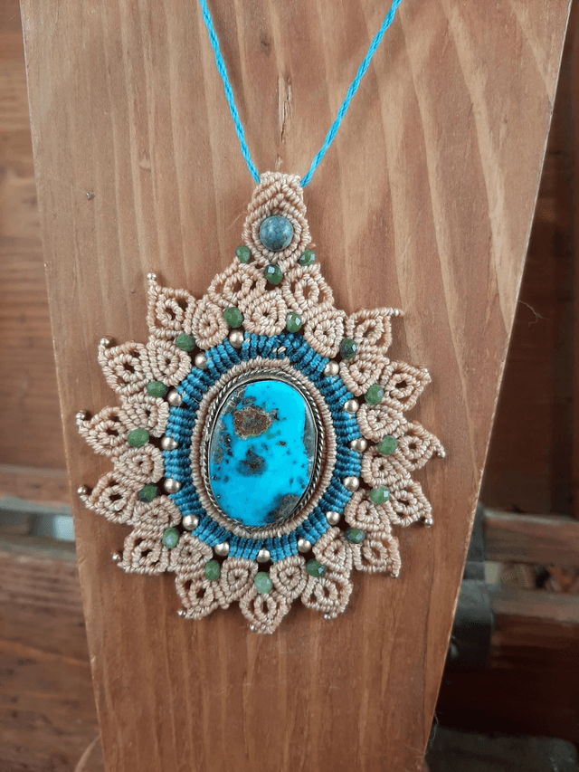 Collier macramé pierre naturelle turquoise – Perles facettes vertes